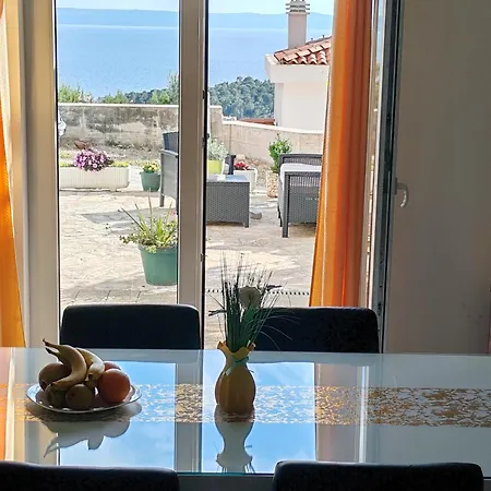 Dora Apartmán *