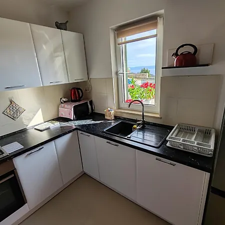 Dora Apartmán