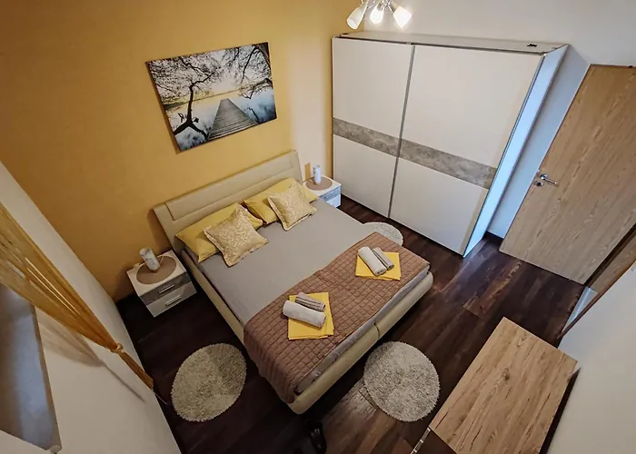 Dora Apartmán
