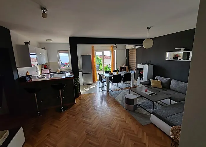 Dora Apartmán *